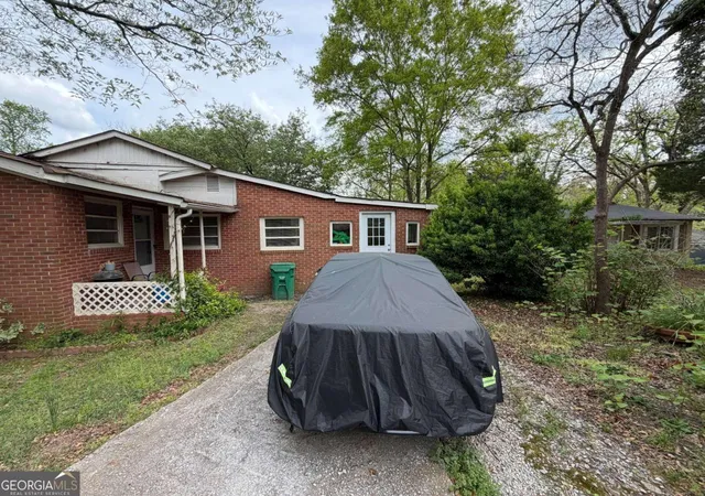 Photo 3 of Single family home for sale at 7076 Hammond Way, Lithonia, GA 30058 | MLS# 10793095 | Listing updated on 2026-07-09