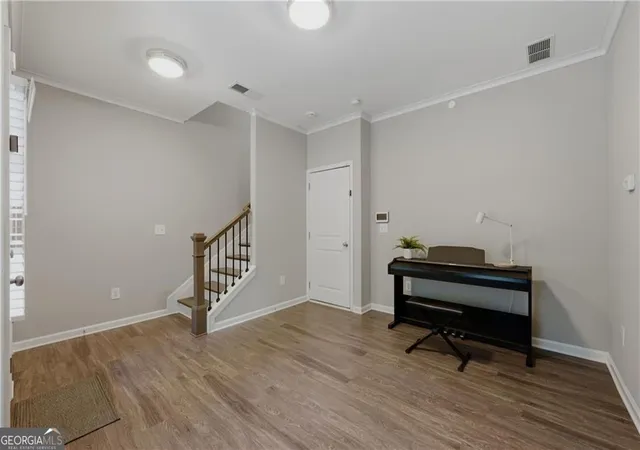 image of 633 Broadview Pl, Atlanta, GA 30324 | MLS# 10783487