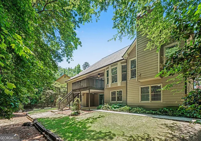 Photo 4 of Sale Pending at 977 Sunny Glenn Ct, Lawrenceville, GA 30043 | MLS# 10771374 | Listing updated on 2026-07-09