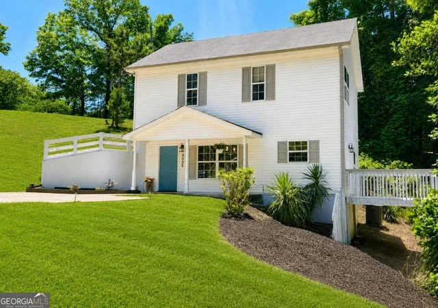 Photo 2 of Single family home for sale at 9005 Lemans Trl, Gainesville, GA 30506 | MLS# 10780605 | Listing updated on 2026-08-28