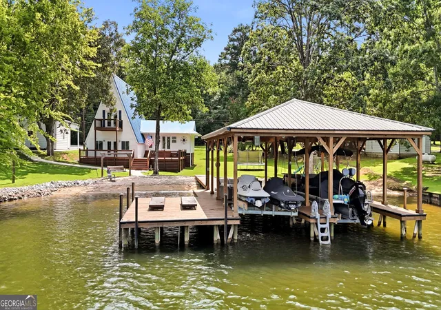 Photo 3 of Single family home for sale at 124 Rosebud Ln, Jackson, GA 30233 | MLS# 10826035 | Listing updated on 2026-09-12