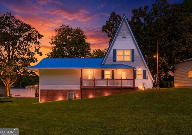 Photo 4 of Single family home for sale at 124 Rosebud Ln, Jackson, GA 30233 | MLS# 10826035 | Listing updated on 2026-09-12