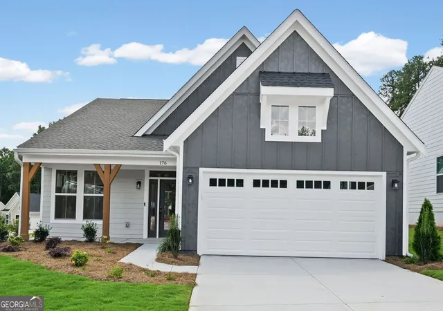 Photo 1 of Single family home for sale at 176 Easton Park Blvd, Dallas, GA 30157 | MLS# 10823716 | Listing updated on 2026-09-20
