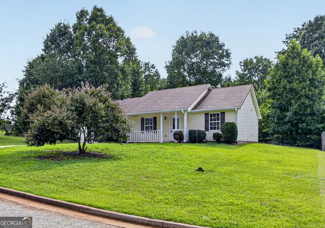 Photo 3 of Single family home for sale at 20 Hunters Keep, Covington, GA 30014 | MLS# 10807951 | Listing updated on 2026-08-18