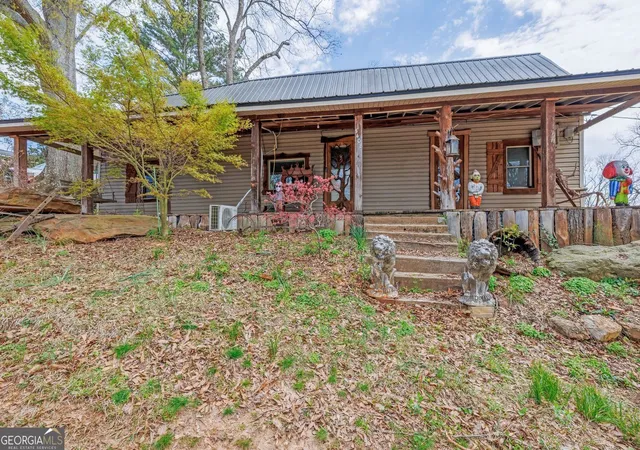 Photo 1 of Single family home for sale at 5408 Spring St, Flowery Branch, GA 30542 | MLS# 10811237 | Listing updated on 2026-09-21