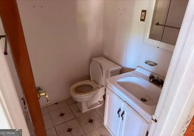 Photo 4 of Townhouse for sale at 4701 Flat Shls Rd #69B, Union City, GA 30291 | MLS# 10874134 | Listing updated on 2026-10-30