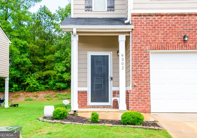 Photo 3 of Townhouse for sale at 6302 Rockaway Rd, Atlanta, GA 30349 | MLS# 10773692 | Listing updated on 2026-09-07