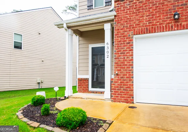 Photo 3 of Townhouse for sale at 6302 Rockaway Rd, Atlanta, GA 30349 | MLS# 10773692 | Listing updated on 2026-09-07