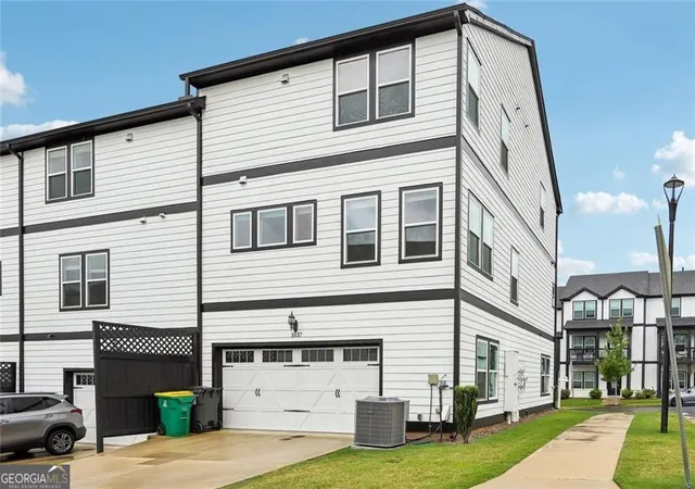 Photo 4 of Townhouse for sale at 1037 Knoxboro Ln, Woodstock, GA 30188 | MLS# 10810009 | Listing updated on 2026-09-19
