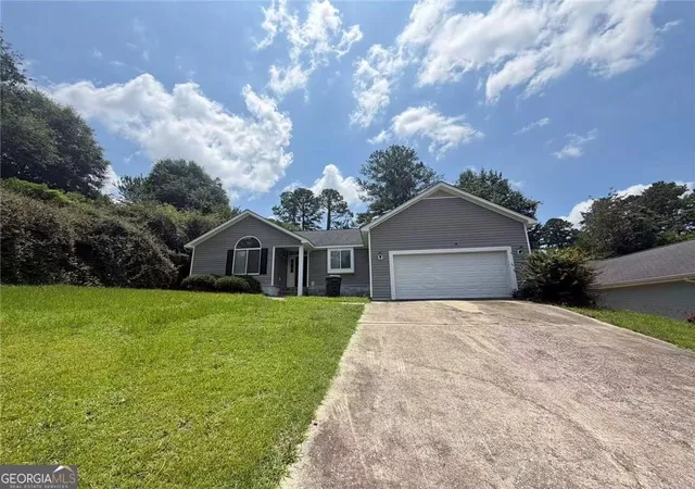 Homes for sale in Warner Robins, GA | 316 Ridgestone Dr, Warner Robins, GA 31088 | MLS# 10796144