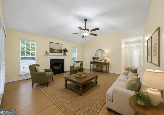 Photo 4 of Single family home for sale at 320 River Chase Dr, Athens, GA 30605 | MLS# 10792884 | Listing updated on 2026-07-20