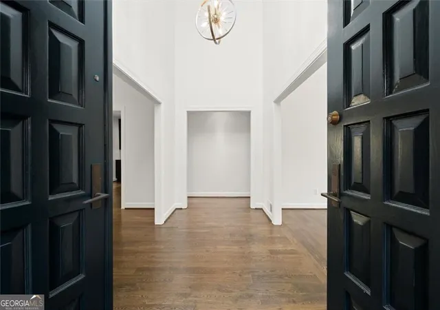 1st image of 4094 Columns Dr Se, Marietta, GA 30067 | MLS# 10693881