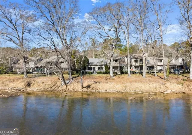 2nd image of 4094 Columns Dr Se, Marietta, GA 30067 | MLS# 10693881