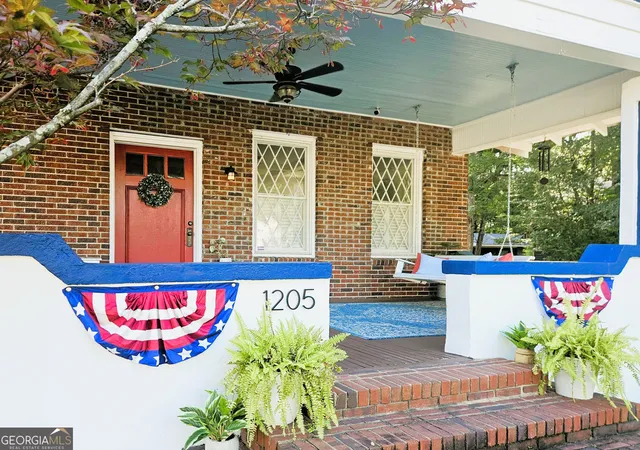 Photo 3 of Sale Pending at 1205 Munro Ave, Columbus, GA 31906 | MLS# 10794804 | Listing updated on 2026-09-16