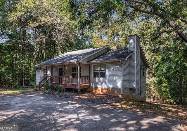 Photo 2 of Sale Pending at 10639 Fitzgerald Rd, Jonesboro, GA 30238 | MLS# 10612543 | Listing updated on 2025-11-05