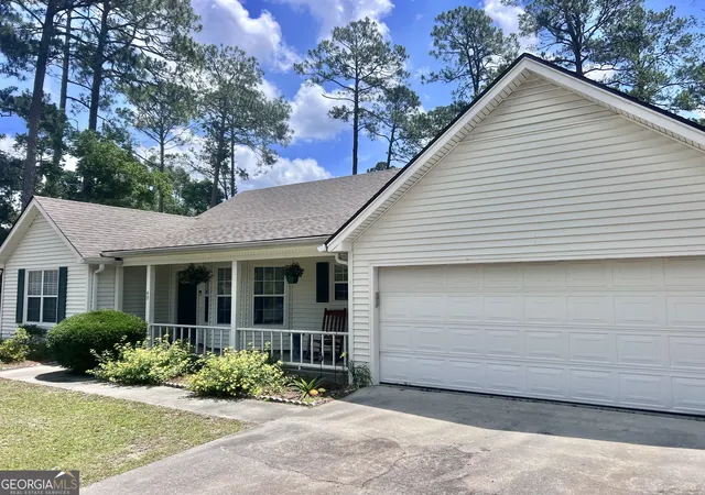 Homes for sale in Valdosta, GA | 40 Rays Cir, Valdosta, GA 31602 | MLS# 10791105