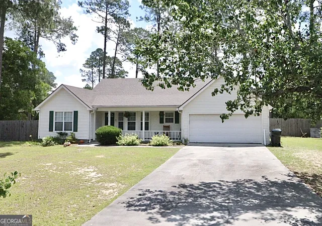 Homes for sale in Valdosta, GA | 40 Rays Cir, Valdosta, GA 31602 | MLS# 10791105