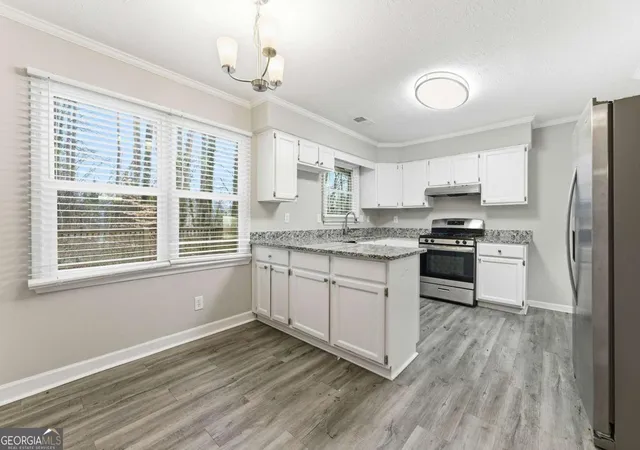 Photo 3 of Single family home for sale at 790 Pine Ridge Dr, Stone Mountain, GA 30087 | MLS# 10683614 | Listing updated on 2026-09-09