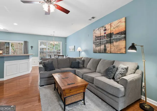 Photo 3 of Townhouse for sale at 278 Kigian Trail, Woodstock, GA 30188 | MLS# 10821067 | Listing updated on 2026-09-28
