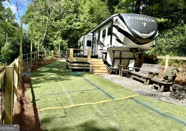 4th image of 10042 Doublehead Gap Rd, Blue Ridge, GA 30513 | MLS# 10831958