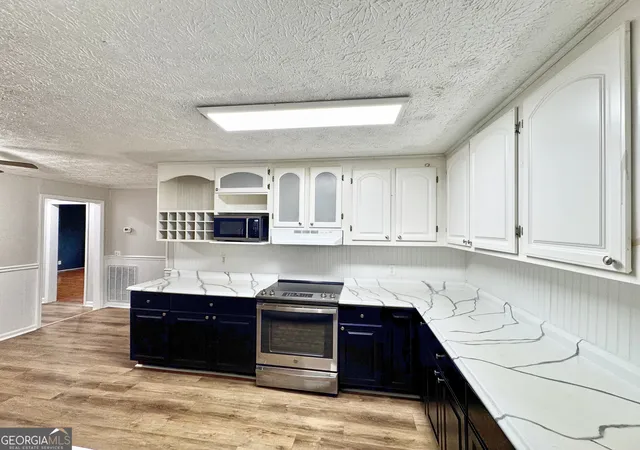 4th image of 5 Lake Dr, Lagrange, GA 30241 | MLS# 10801635