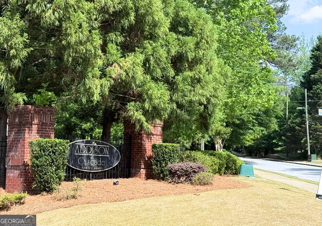 Photo 13 of Townhouse for sale at 1851 Devon Dr Sw, Atlanta, GA 30311 | MLS# 10794475 | Listing updated on 2026-07-10