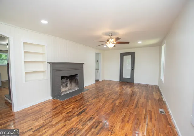 3rd image of 250 Lagrange St, Grantville, GA 30220 | MLS# 10776236