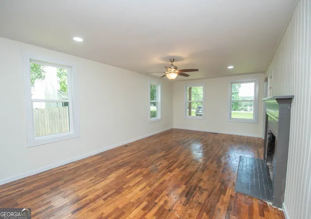 5th image of 250 Lagrange St, Grantville, GA 30220 | MLS# 10776236