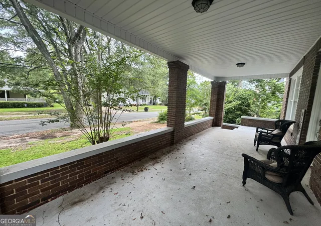 Homes for sale in Fort Valley, GA | 307 W Church St, Fort Valley, GA 31030 | MLS# 10802411