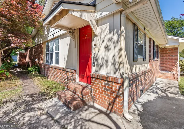 Homes for sale in Warner Robins, GA | 116 Woodlawn Ave, Warner Robins, GA 31093 | MLS# 10737294