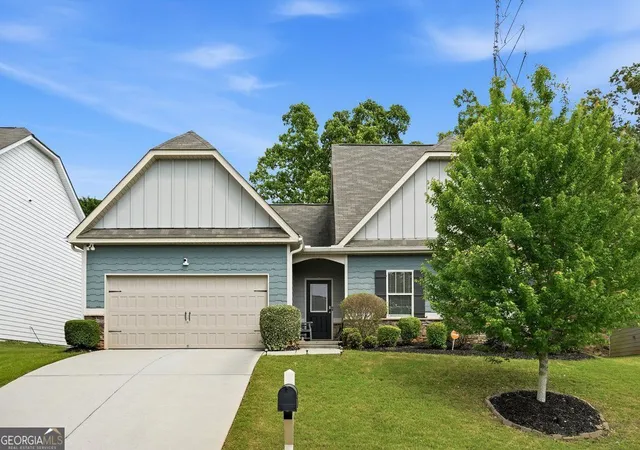 Photo 1 of Single family home for sale at 2556 Grayton Loop, Villa Rica, GA 30180 | MLS# 10754681 | Listing updated on 2026-09-16