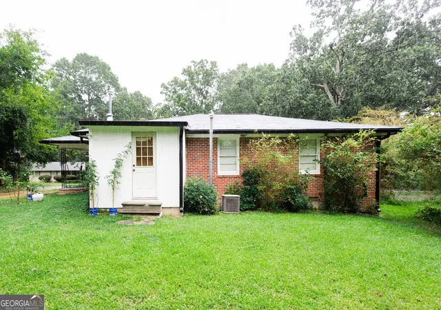 Photo 10 of Multi family home for sale at 109 Laurel St, Griffin, GA 30224 | MLS# 10822409 | Listing updated on 2026-08-28