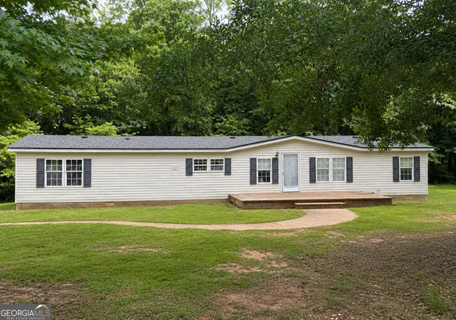 1st image of 1077 Lem Edwards Rd, Winterville, GA 30683 | MLS# 10794704