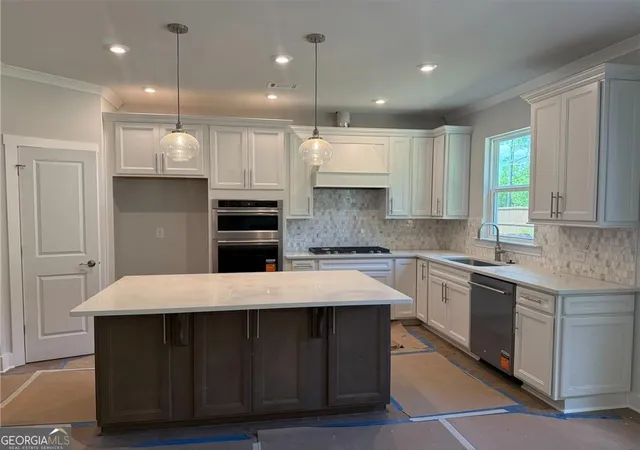Photo 4 of Single family home for sale at 4865 Rosarian Dr, Cumming, GA 30040 | MLS# 10815779 | Listing updated on 2026-10-10