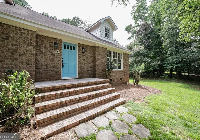 3rd image of 215 Lenox Rd, Athens, GA 30606 | MLS# 10700173
