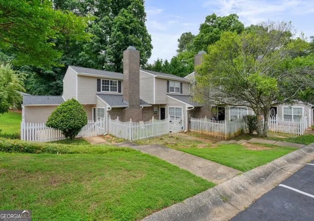 1st image of 551 Summit Ln Sw, Marietta, GA 30008 | MLS# 10791086