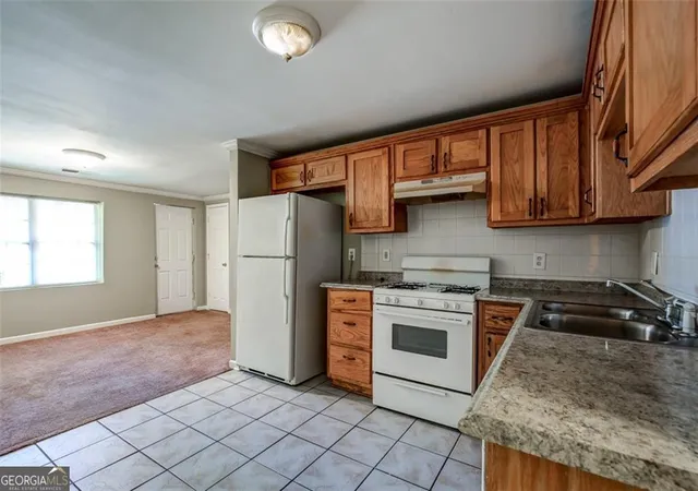 Photo 4 of Single family home for sale at 2005 Spink St NW, Atlanta, GA 30318 | MLS# 10797540 | Listing updated on 2026-09-04