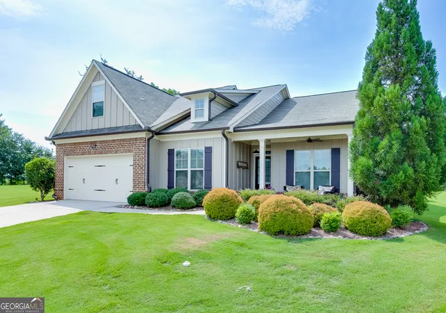 Homes for sale in Jefferson, GA | 820 Lakeview Bend Cir, Jefferson, GA 30549 | MLS# 10794062