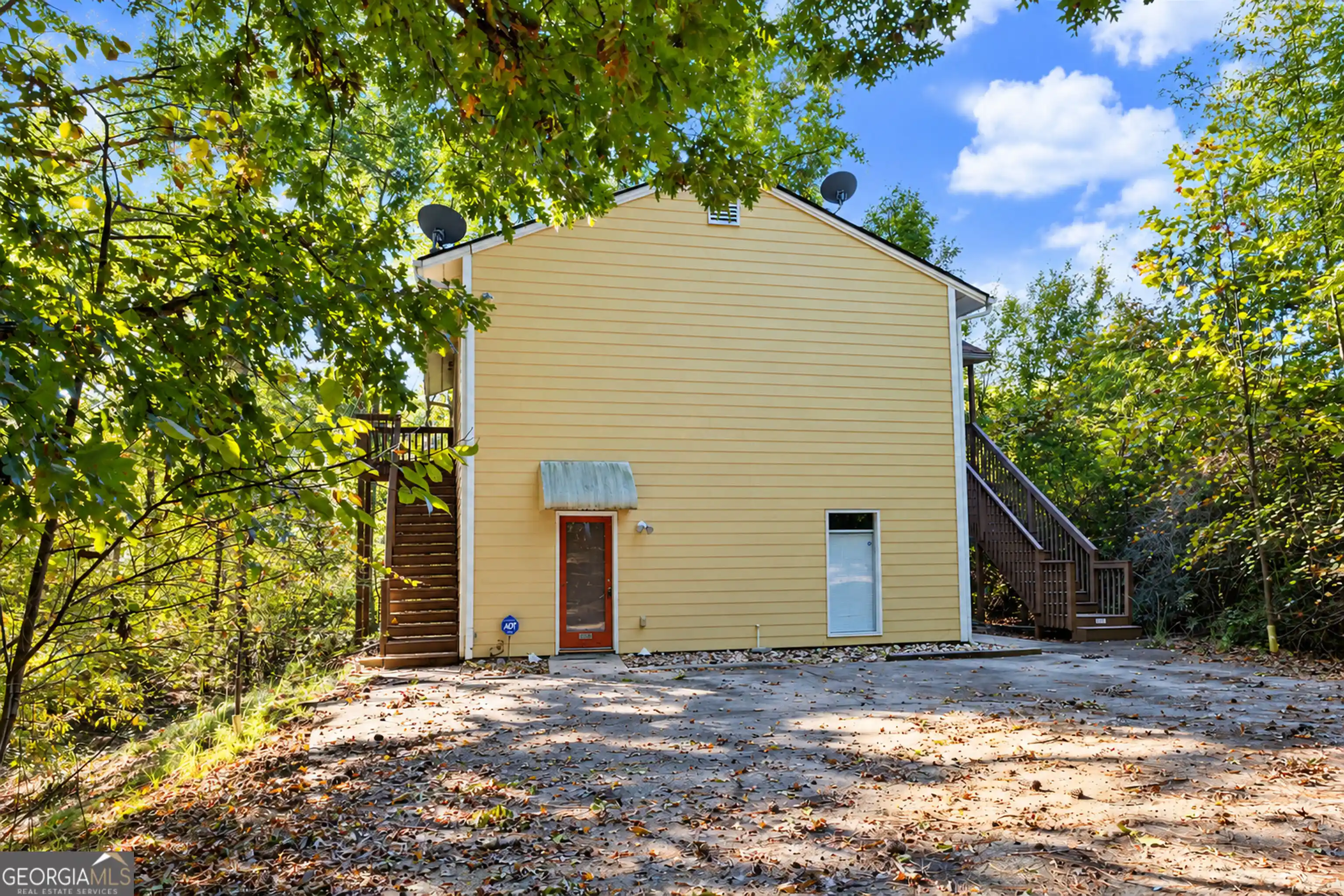 Photo 1 of Multi family home for sale at 2005 2007 Flowery Branch Rd, Buford, GA 30519 | MLS# 10878818 | Listing updated on 2026-10-25