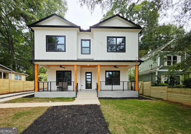 Photo 1 of Single family home for sale at 205 Murray Hl Ave, Atlanta, GA 30317 | MLS# 10869902 | Listing updated on 2026-10-27