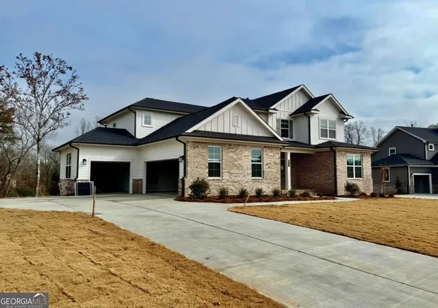 2nd image of 6715 Settingdown Creek Dr, Dawsonville, GA 30534 | MLS# 10821152