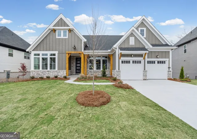 Photo 1 of Single family home for sale at 82 Clear Lake Pkwy, Hoschton, GA 30548 | MLS# 10823780 | Listing updated on 2026-09-15