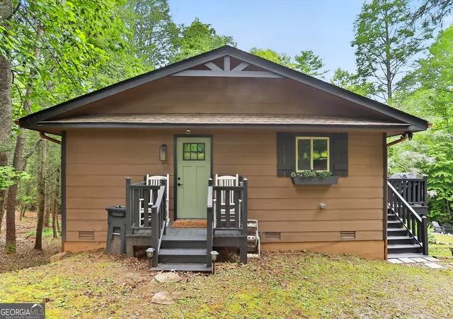 Photo 2 of Single family home for sale at 333 Bent Wood Ln, Blue Ridge, GA 30513 | MLS# 10811526 | Listing updated on 2026-09-12