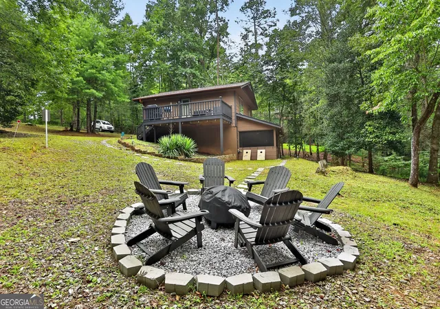 Photo 3 of Single family home for sale at 333 Bent Wood Ln, Blue Ridge, GA 30513 | MLS# 10811526 | Listing updated on 2026-09-12