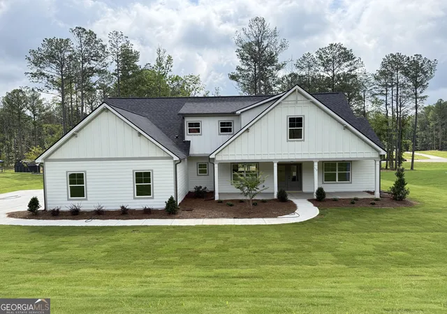 image of 117 Belle Hall Dr #26, Newnan, GA 30263 | MLS# 10734716