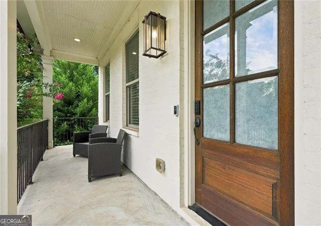 2nd image of 435 Cambria Ln Sw, Lilburn, GA 30047 | MLS# 10825363