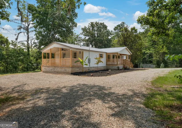 3rd image of 200 3Rd Ave, Bonaire, GA 31005 | MLS# 10817334