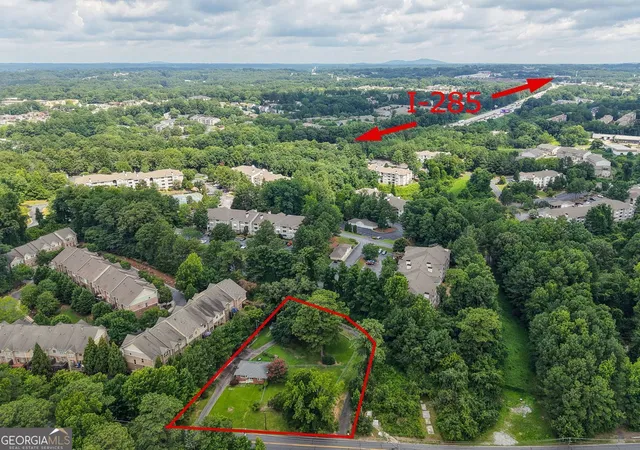 Photo 3 of Single family home for sale at 2421 Maner Rd Se, Atlanta, GA 30339 | MLS# 10835084 | Listing updated on 2026-10-28