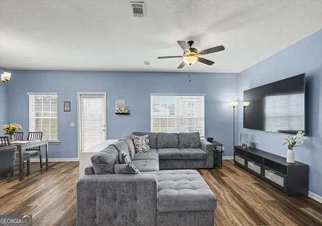 Photo 4 of Single family home for sale at 167 Courage Wy, Hinesville, GA 31313 | MLS# 10762871 | Listing updated on 2026-09-11