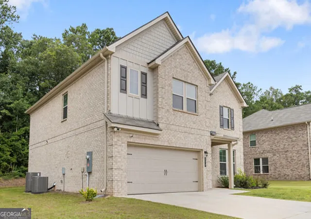 Photo 3 of Single family home for sale at 116 Cabin Wy, Hampton, GA 30228 | MLS# 10830392 | Listing updated on 2026-09-04
